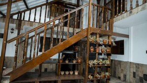 Staircase - Inka Stone Boutique (Cusco)