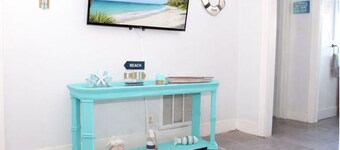 Historic Galveston Cottage # 2BR # Walk to Seawall # Sleeps 6
