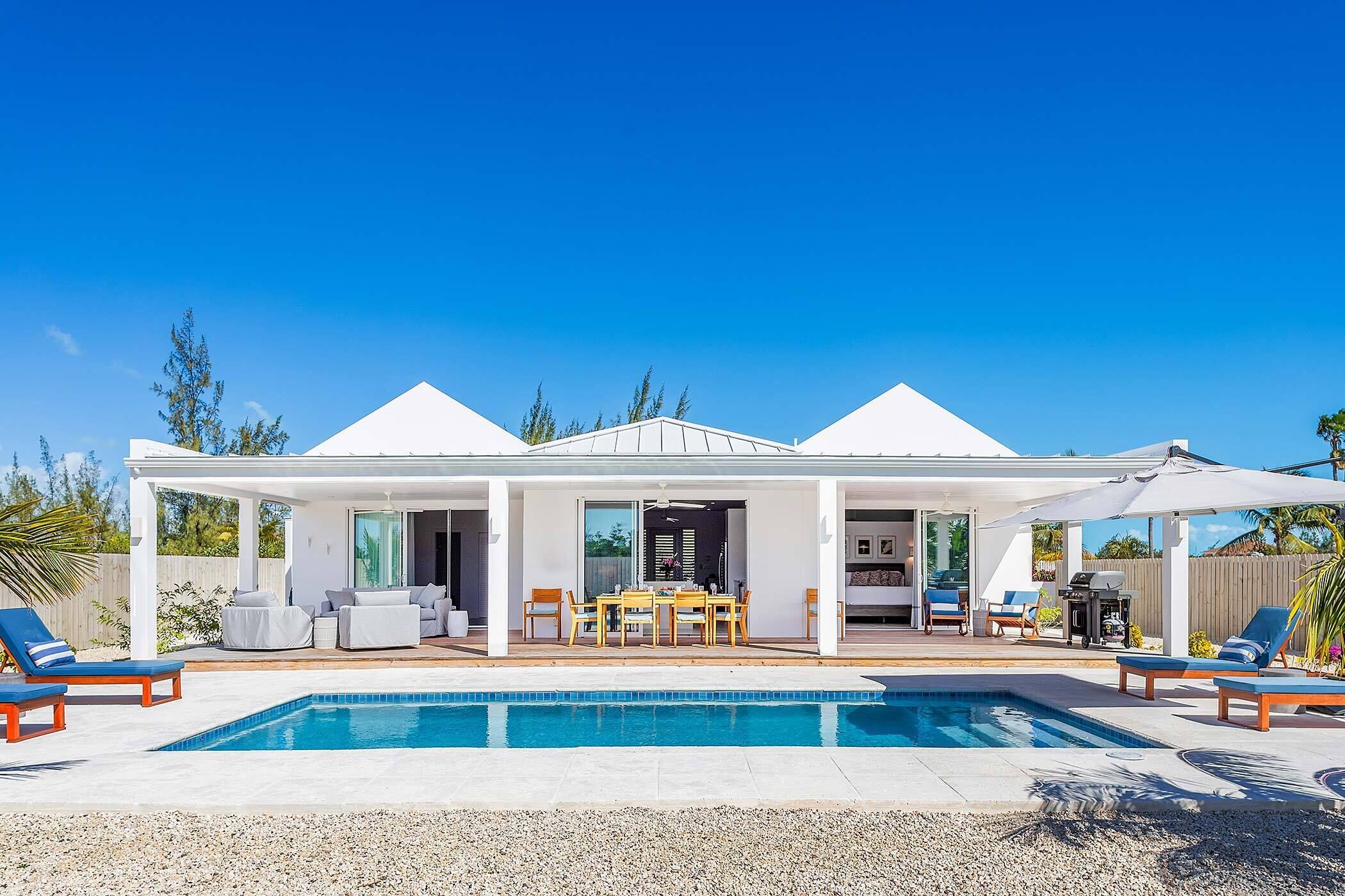 Pool and outside deck
