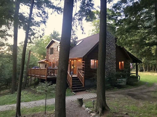 Little Fork Lodge - Three Lakes Lakefront on the trails with Firepit/Game Room