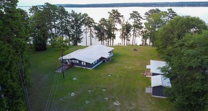 Lake Eufaula Waterfront Home - Paradise Point