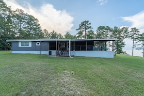 Exterior - Lake Eufaula Waterfront Home - Paradise Point (Abbeville)