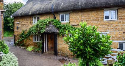 Suncroft - sleeps 8 guests in 3 bedrooms