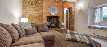 Suncroft - sleeps 8 guests in 3 bedrooms