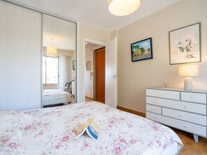 1 bedroom, Internet