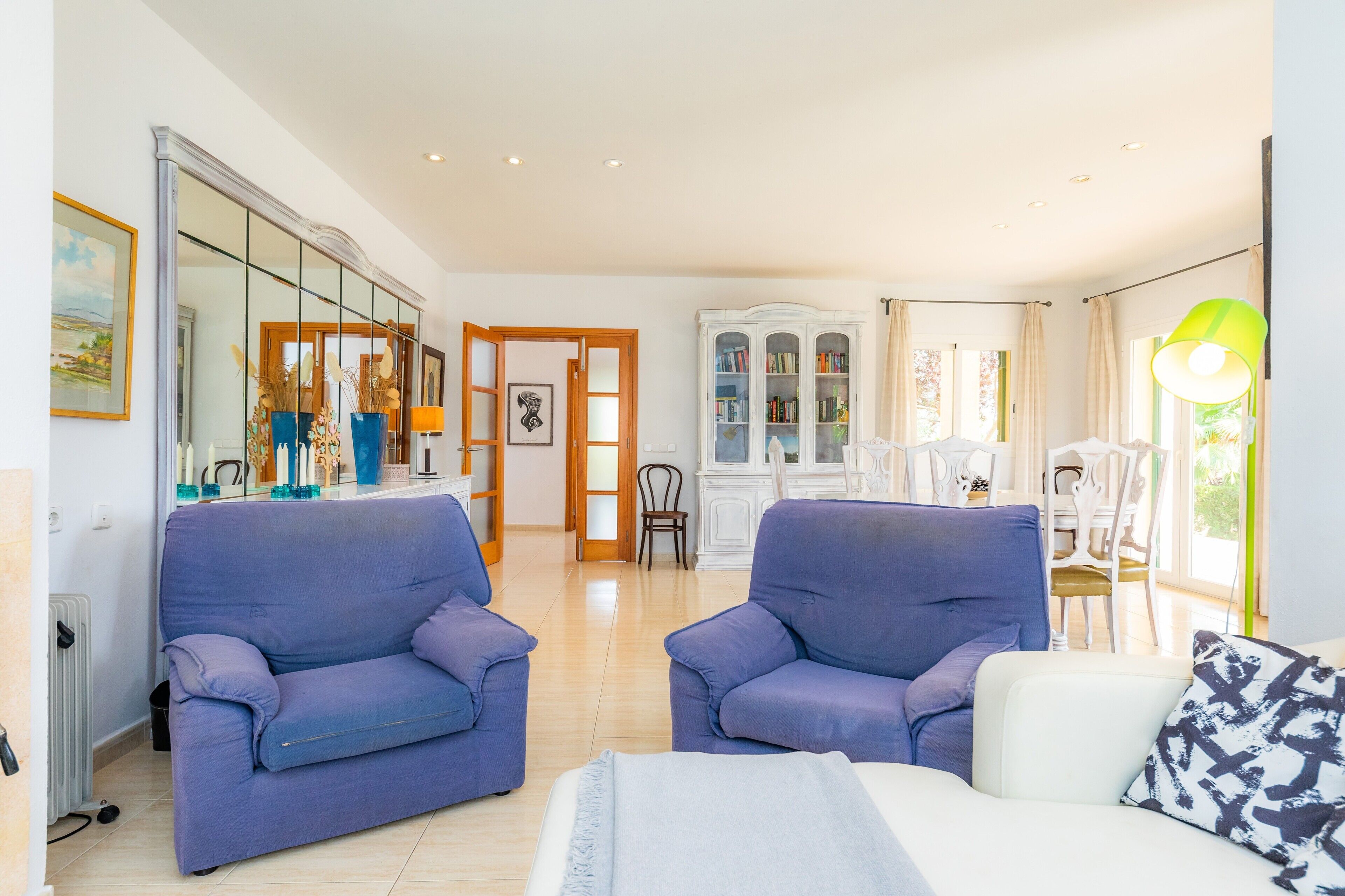 Fernseher, Stereoanlage