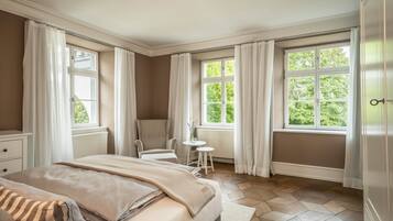 1 Schlafzimmer, BĂŒgeleisen/BĂŒgelbrett, kostenloses WLAN, BettwĂ€sche