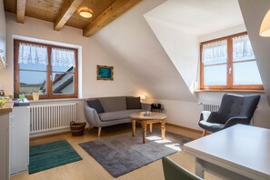 Télévision, chaîne hi-fi