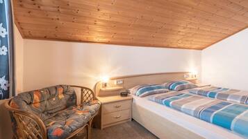 2 bedrooms, free WiFi, bed sheets