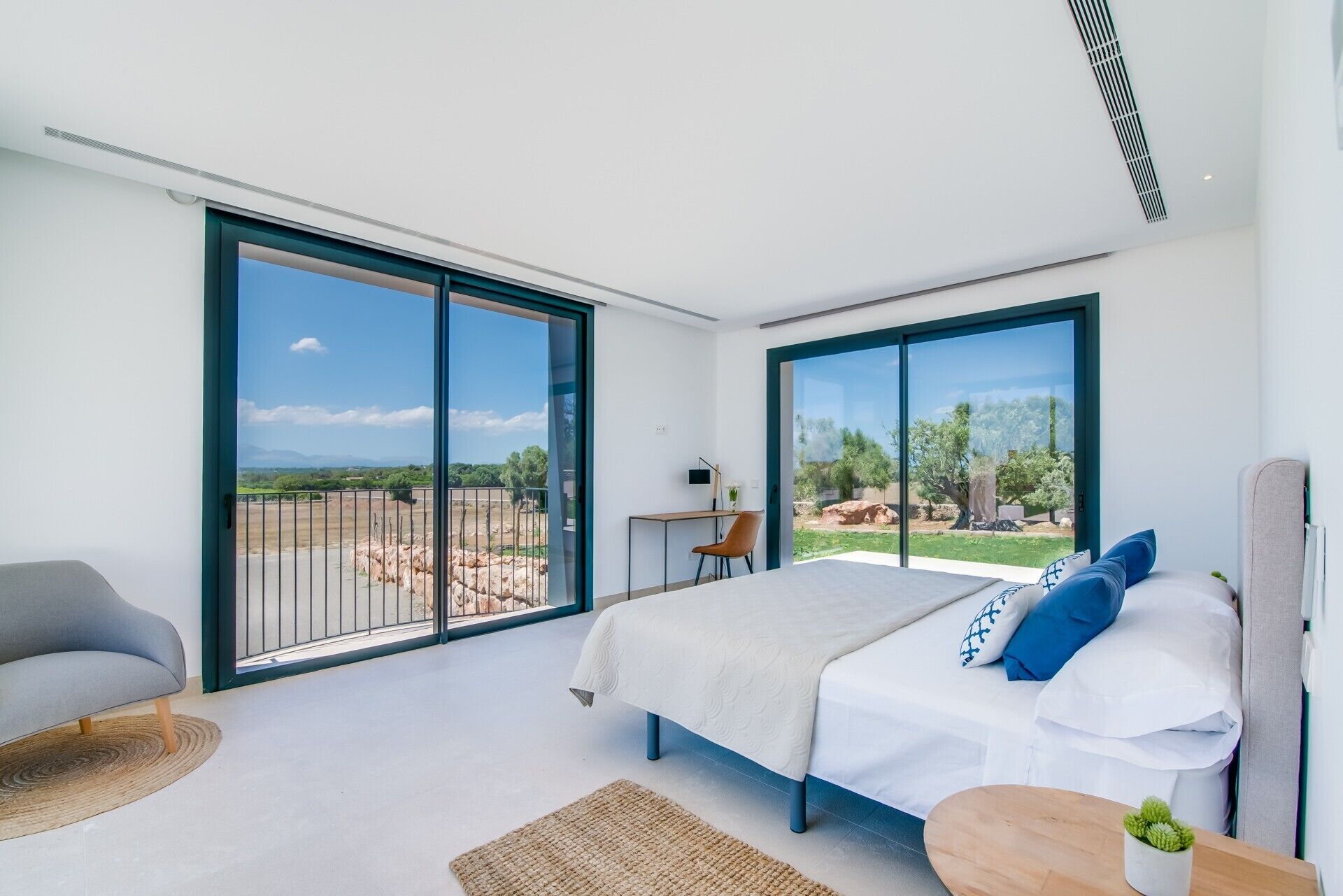 3 chambres, fer et planche à repasser, Wi-Fi gratuit, draps fournis