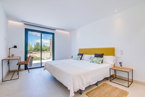 3 quartos, ferros/tábuas de passar roupa, Wi-Fi de cortesia