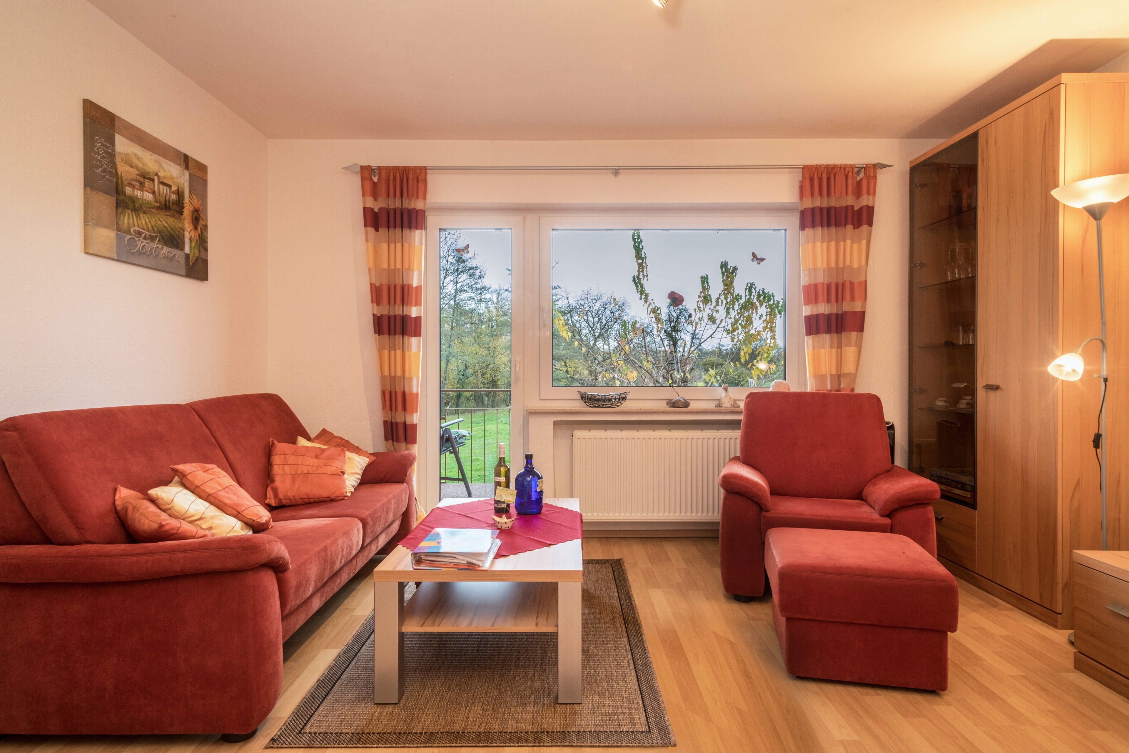 Televisión, reproductor de DVD y estéreo 