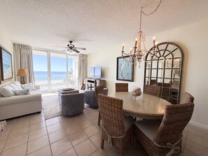 Älytelevisio, Netflix, DVD-soitin, suoratoistopalvelut