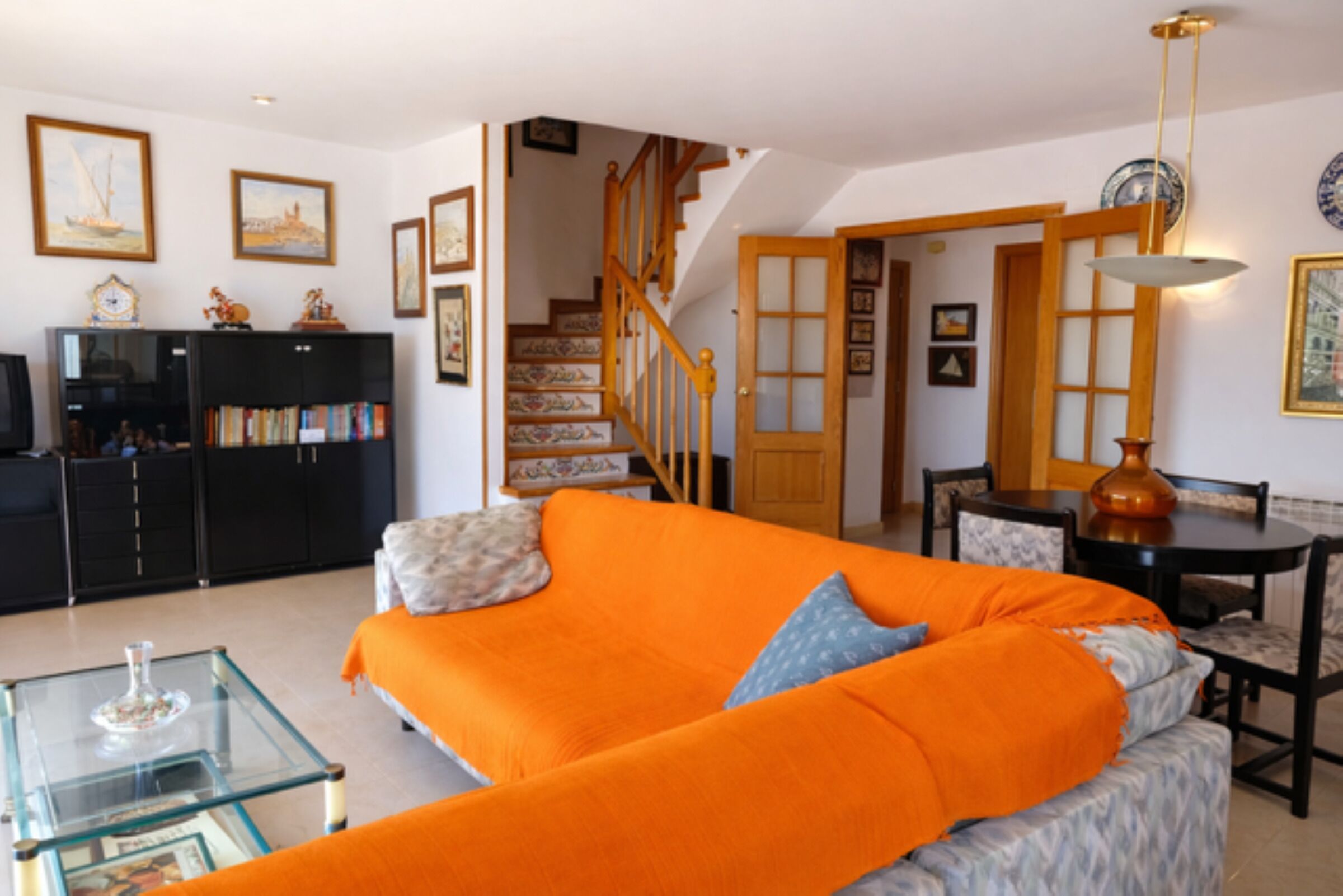 Charming Sitges Apartment With Shared Pool & City Views - Sitges