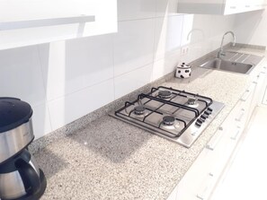 Fridge, microwave, oven, dishwasher
