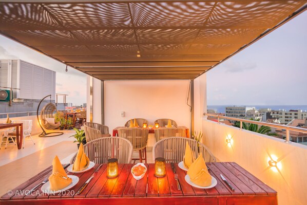 تناول الطعام