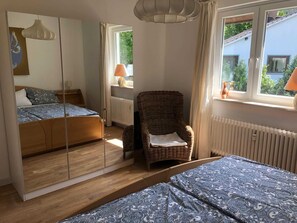 2 bedrooms, WiFi, bed sheets