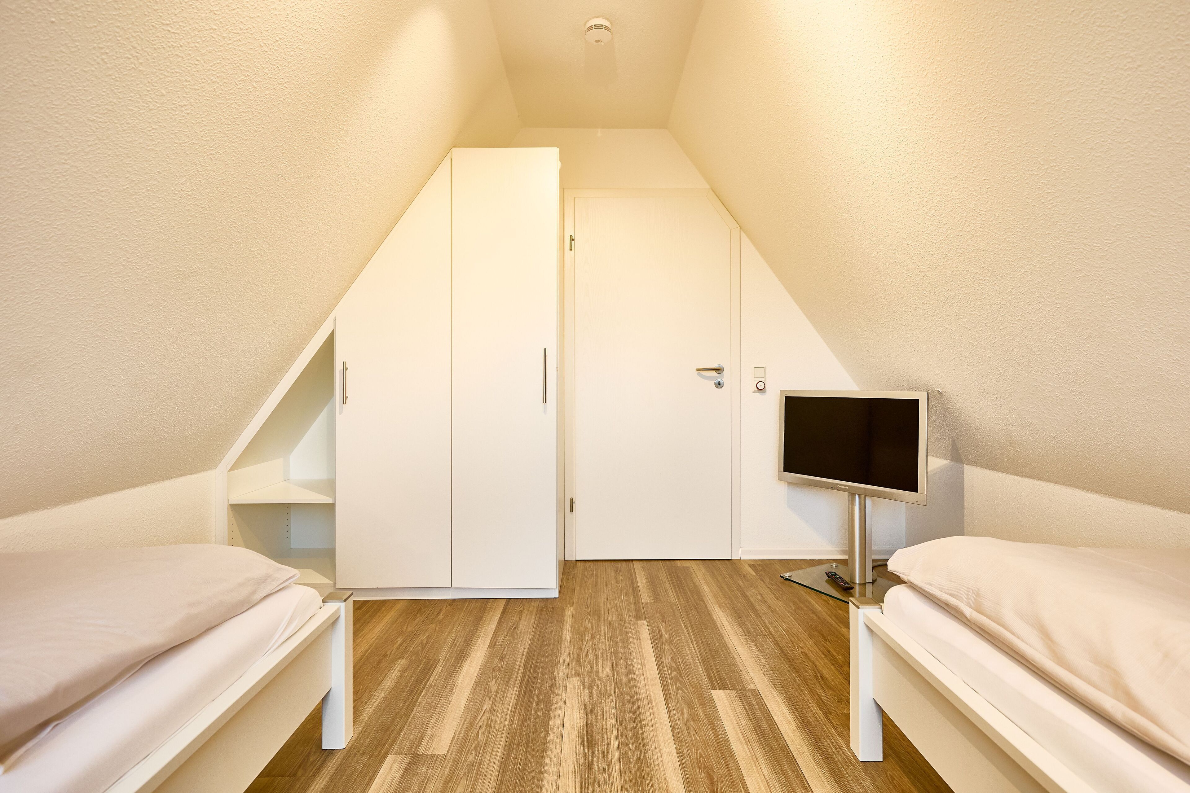 2 makuuhuonetta, Wi-Fi, vuodevaatteet