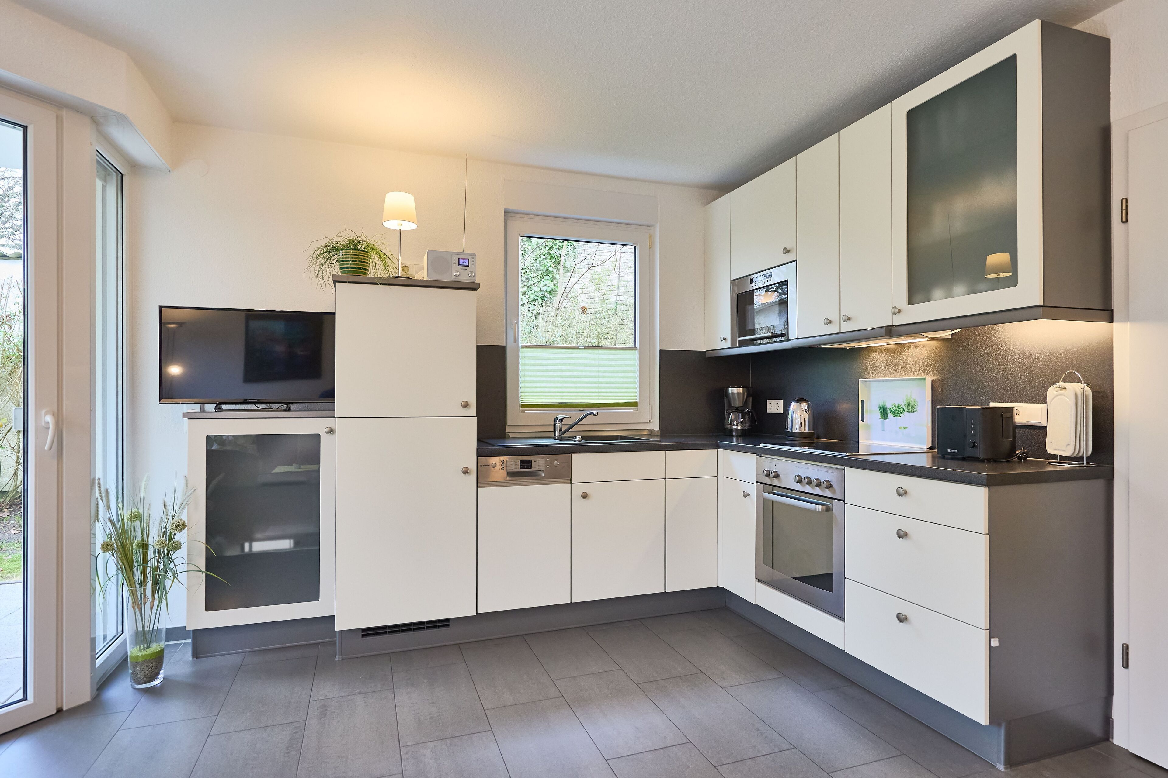 Fridge, microwave, oven, dishwasher