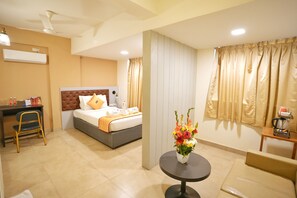 Basic Single Room | 1 bedroom, Egyptian cotton sheets, premium bedding, minibar