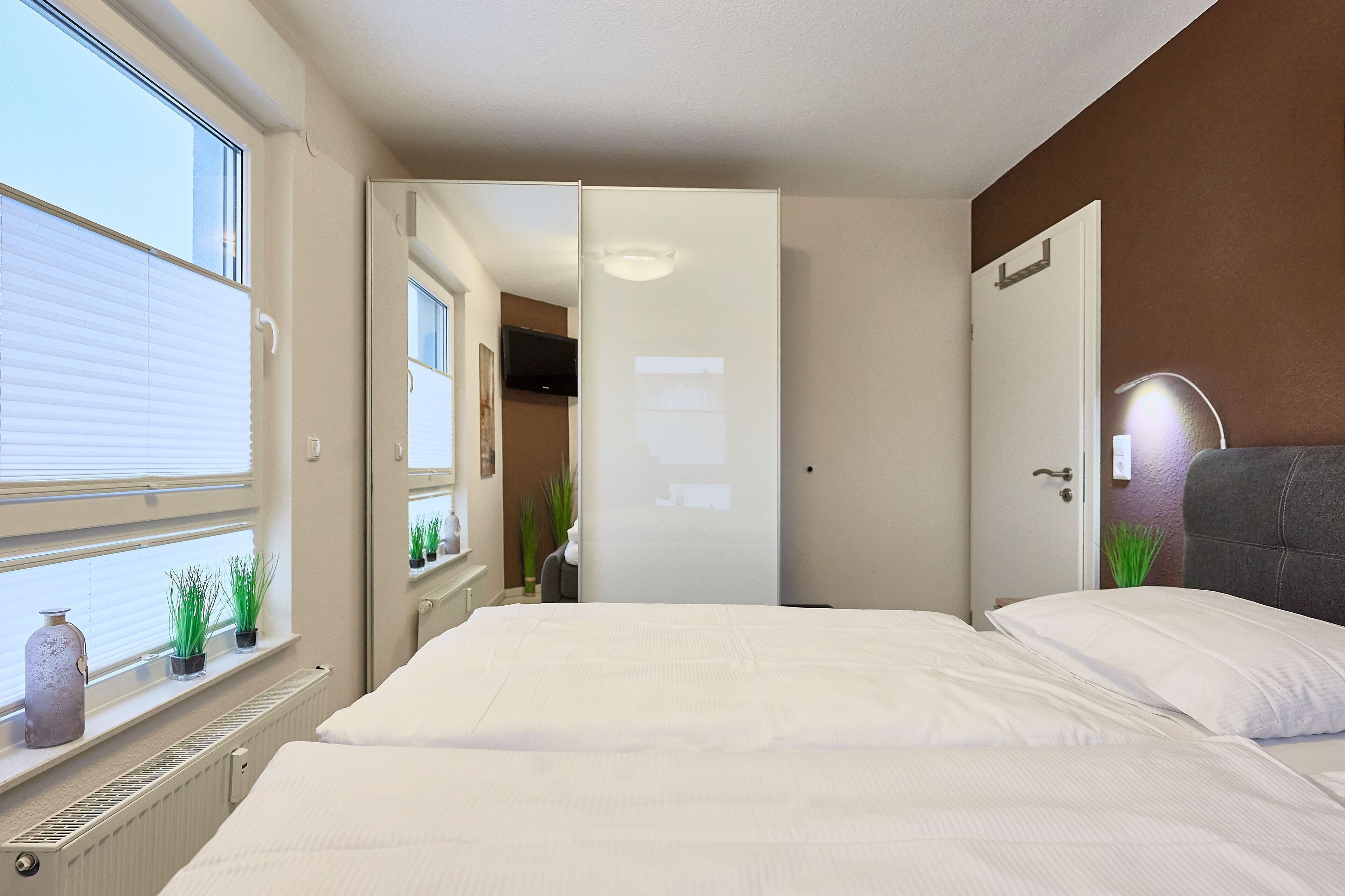 2 bedrooms, in-room safe, WiFi, bed sheets