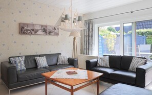 TV, fireplace - Vacation home, Am Ringwall 5 - Holiday home, Am Ringwall 5, 218 - 5, Cuxhaven, Duhnen (Cuxhaven)