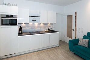 Køleskab, mikrobølgeovn, ovn, opvaskemaskine