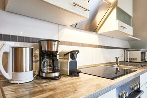 Køleskab, mikrobølgeovn, ovn, opvaskemaskine