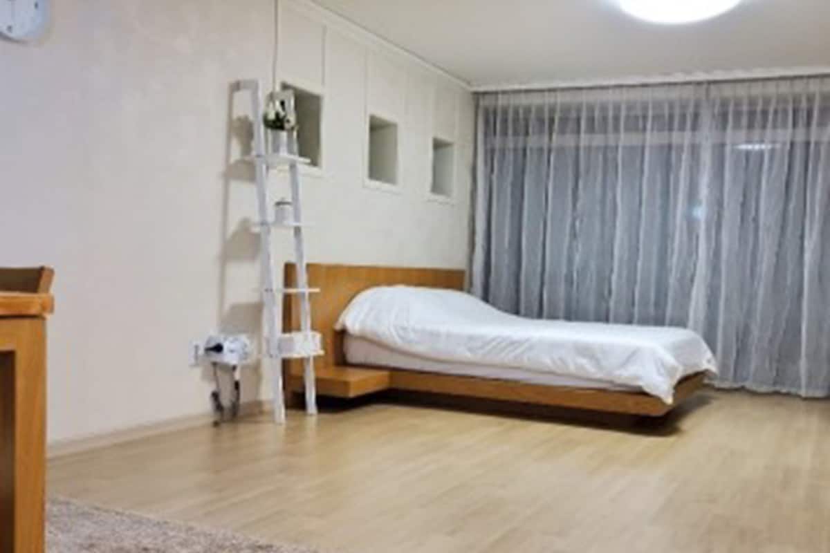 Dam House | 1 kamar tidur dan Wi-Fi gratis