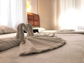 Wifi gratis y ropa de cama 