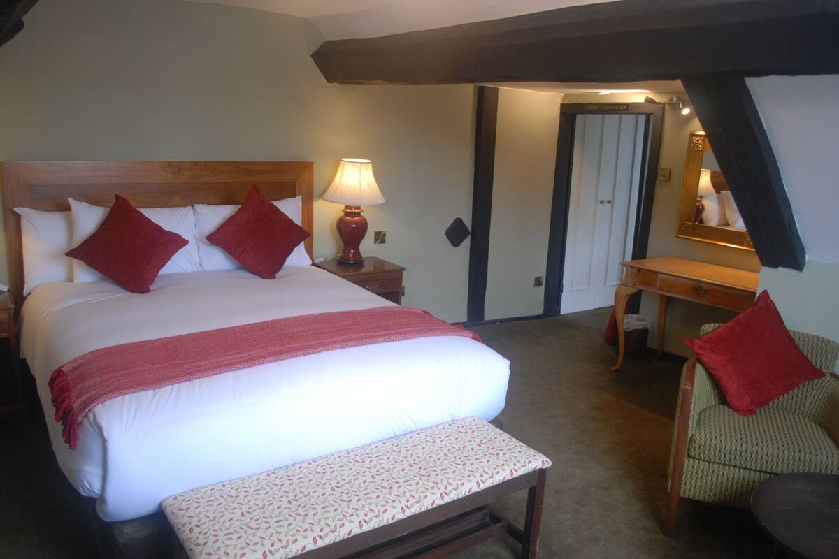 Executive Triple Room | WiFi (free), bed sheets
