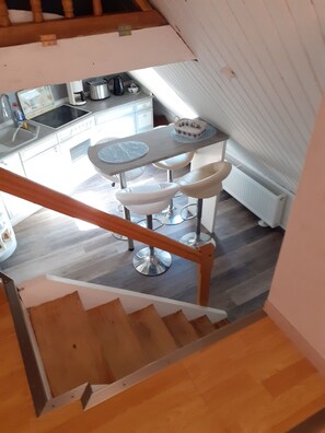 Kühlschrank, Mikrowelle, Ofen