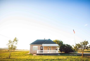 Exterior - Secluded Farmhouse Country Setting close to Lava Hot Springs!  (Bancroft)