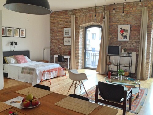 Stylish loft near the Danube
