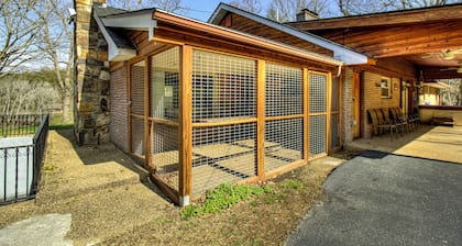 Kenny's Mountain Hideaway w/ Hot Tub, Arcade, Fireplace, Views, & 11 King Beds