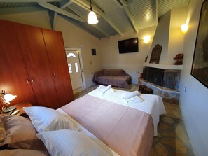 4 Schlafzimmer, Bügeleisen/Bügelbrett, kostenloses WLAN