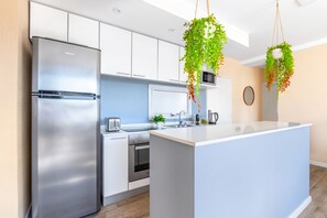 Premium Apartment (#2) | Private kitchen | Full-sized fridge, microwave, oven, coffee/tea maker - Luxury Apartments in Palermo - by BueRentals (Buenos Aires)