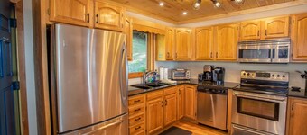 Charming Getaway on App Ski Mountain