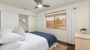 2 chambres, bureau, Wi-Fi gratuit, draps fournis