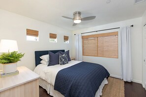 2 chambres, bureau, accès au Wi-Fi (inclus), literie fournie