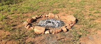 Very charme and comfort in the rock, in the paradise of Cunha.