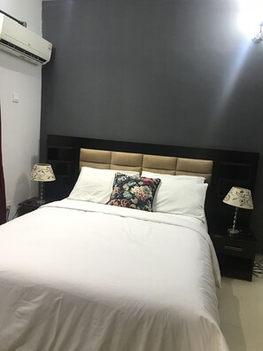 1 bedroom, iron/ironing board, WiFi, bed sheets