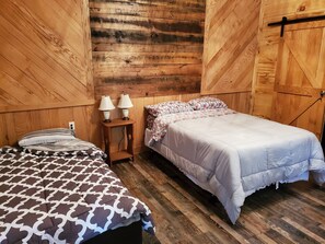 1 soverom, strykejern/-brett, wi-fi og sengetøy