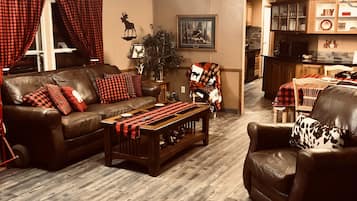 Smart TV, DVD player, books, stereo