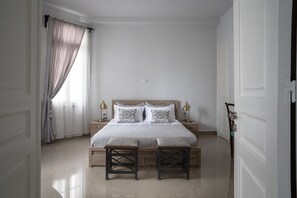 3 soverom, strykejern/-brett, wi-fi (inkludert) og sengetøy