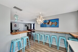 Interior - Trendy & Fun Haven: Walk to Beach ~ Jacuzzi ~ Pool (Siesta Key)