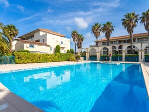 Pool - Le Domaine d'Azur by Interhome (Le Lavandou)