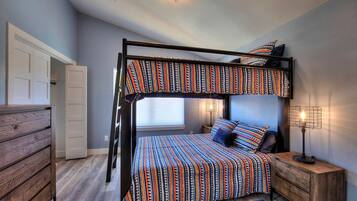 2 bedrooms, memory foam beds, iron/ironing board, WiFi