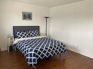 1 bedroom, WiFi, bed sheets