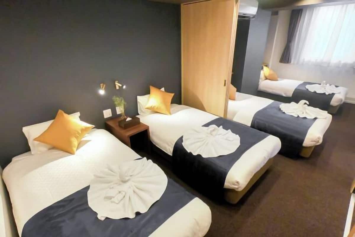 2 Schlafzimmer, Schreibtisch, laptopgeeigneter Arbeitsplatz